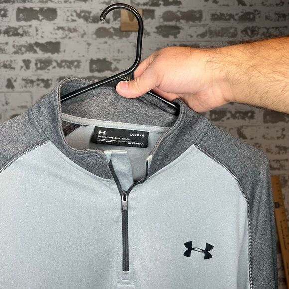 Under armour long sleeve 1/4 zip - Picture 3 of 5